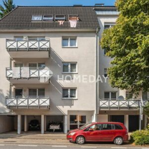 Charmante Maisonettewohnung mit Balkon und Garage – moderne Wohnqualität im Dachgeschoss