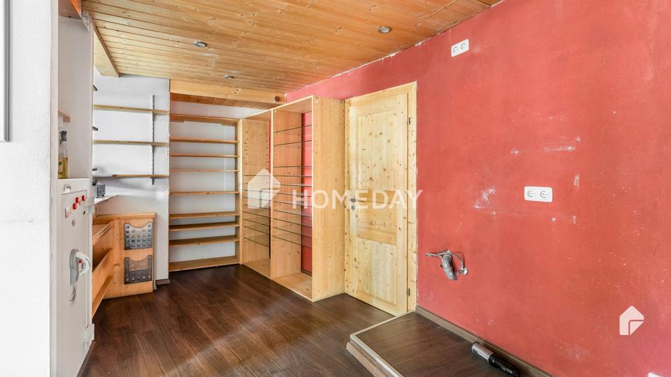 Ideal für Investoren! Gepflegtes MFH mit 3 Wohnungen und 2 Gewerbeflächen – Bild 6