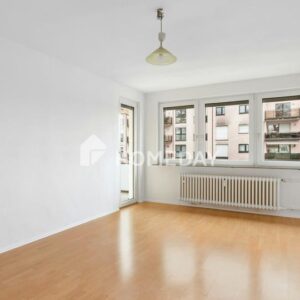 Sofort bezugsfrei! Attraktive 2-Zimmer-Wohnung mit Balkon und Garage in Gravenbruch