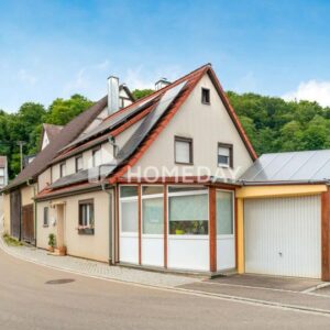 Einziehen und Wohlfühlen – Ansprechendes Einfamilienhaus mit Schrebergarten, Garage und Solaranlage