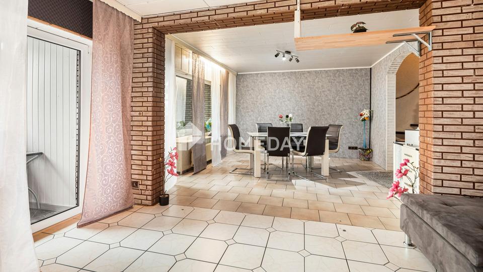 Zweifamilienhaus mit 210 m² Wohnfläche, Wintergärten, Loggia und gepflegtem Gartenparadies – Bild 19