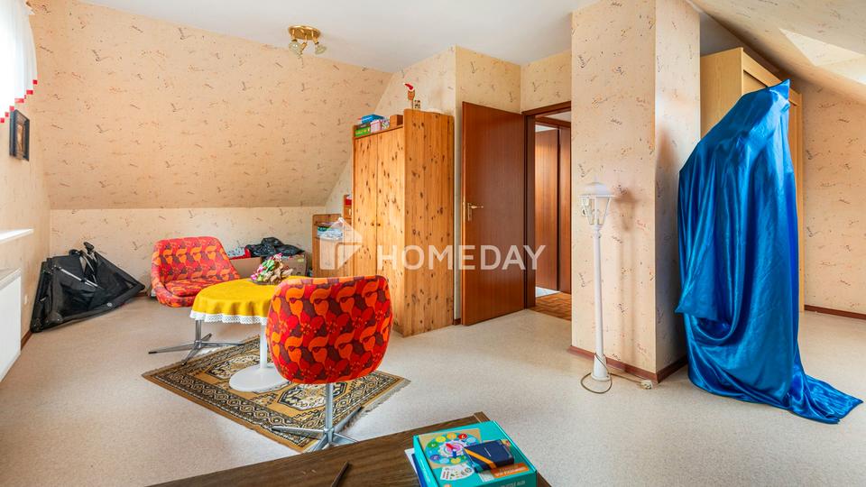 Familienfreundliches EFH mit großem Garten, Terrasse, EBK und Garagen in ruhiger Lage – Bild 18