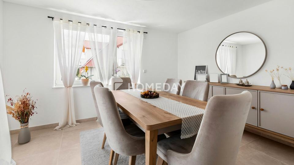 Gepflegtes MFH mit 3 Wohneinheiten & 2 Garagen – ca. 230 m² Wohnfläche auf ca. 427 m² Grundstück – Bild 12