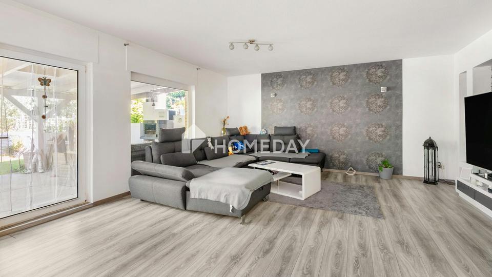 Elegantes Zuhause mit Gartenparadies - 4 Zimmer, zwei Terrassen, Garten, Kamin, Pool und Carport – Bild 16