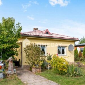 Ein Zuhause mit Herz: saniertes Einfamilienhaus mit Kamin und Gartenidylle