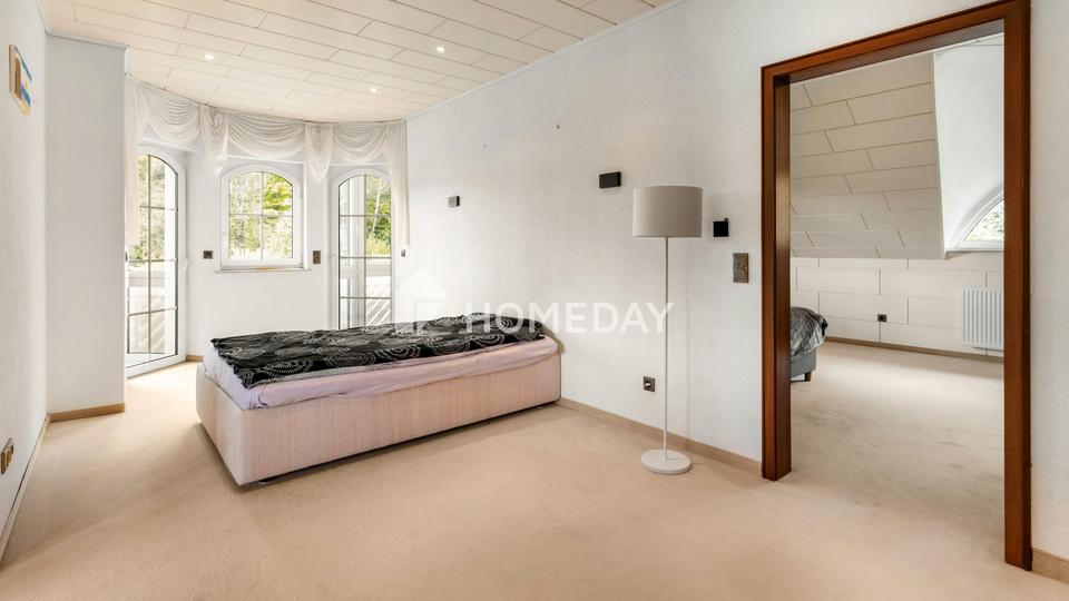 Mehrfamilienhaus mit Villen-Flair, großzügigem Grundstück und hochwertiger Ausstattung – Bild 16