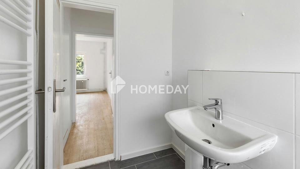 Neu sanierte 3-Zimmer-Wohnung mit überdachtem Balkon in ruhiger Lage – Bild 6