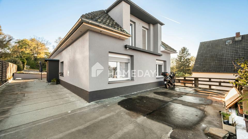 Exklusives und kernsaniertes MFH mit gehobener Ausstattung in ruhiger Hanglage – Bild 6