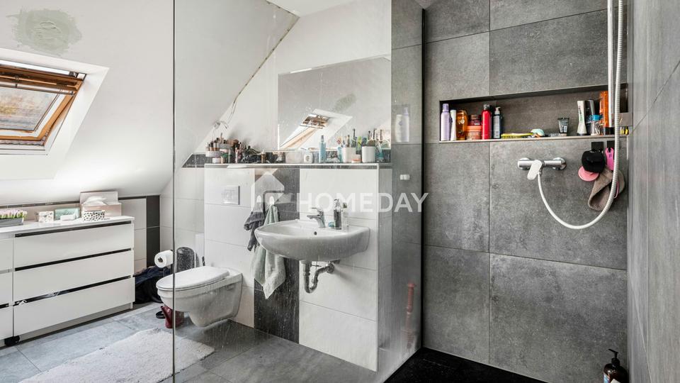 Familienfreundliches Zuhause mit zwei Terrassen und Gartenhaus – Bild 19