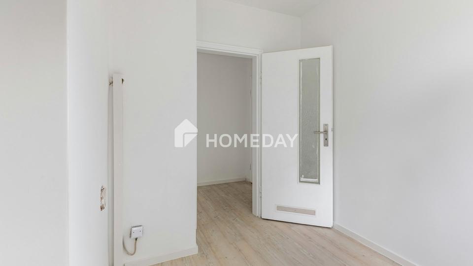 Neu sanierte 3-Zimmer-Wohnung mit überdachtem Balkon in ruhiger Lage – Bild 4