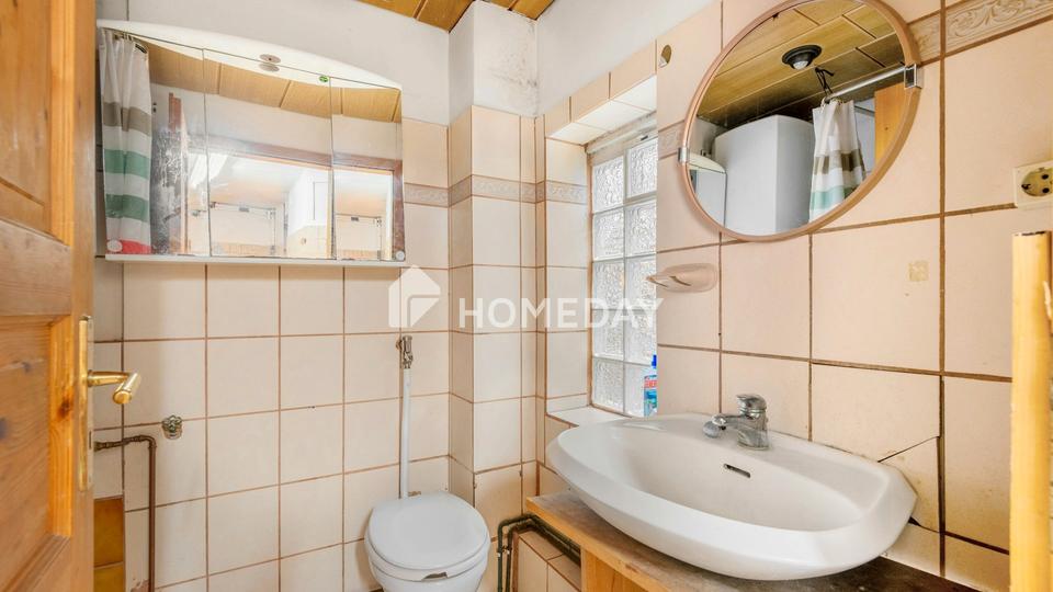 Charmantes Wohnhaus mit historischem Charakter und vielseitigen Möglichkeiten – Bild 11