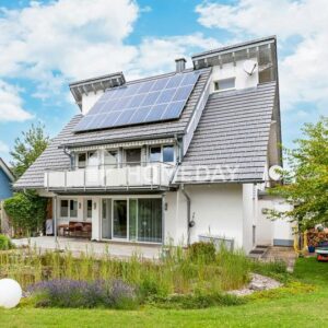 Architektenhaus mit unverbaubarem Naturblick, Geothermie & Gartenidylle