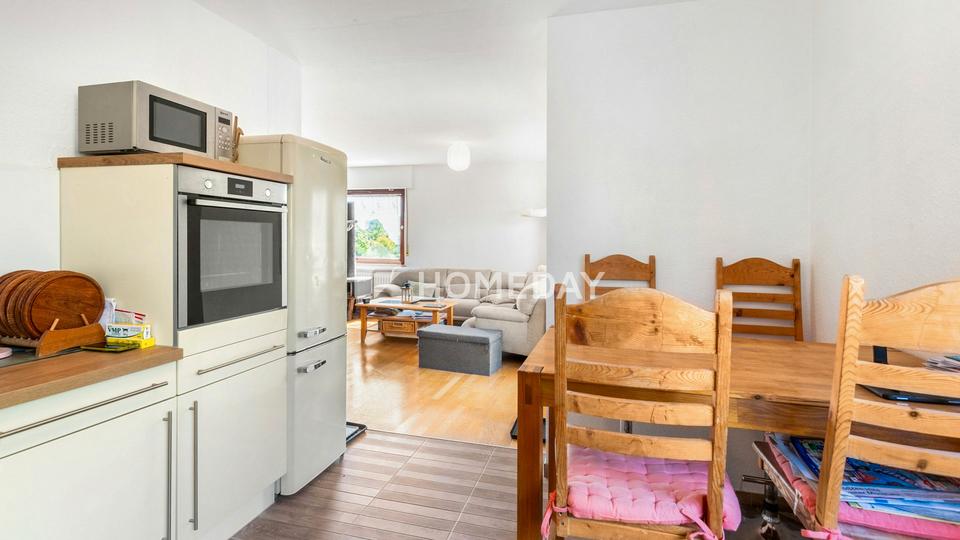 Modernisiertes Einfamilienhaus mit separater Einliegerwohnung und großem Grundstück – Bild 8