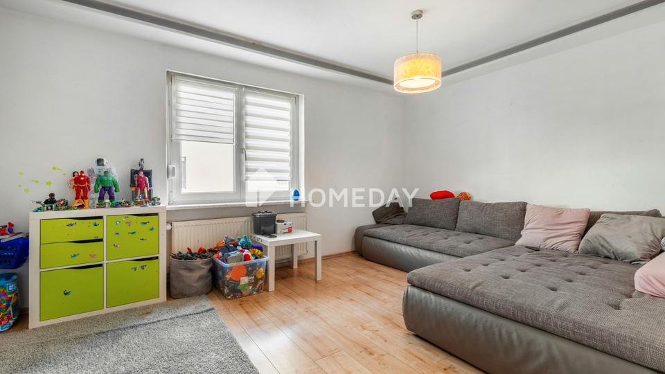 Charmantes Reihenendhaus im Herzen von Neumarkt – saniert, mit PV-Anlage und Garage – Bild 6