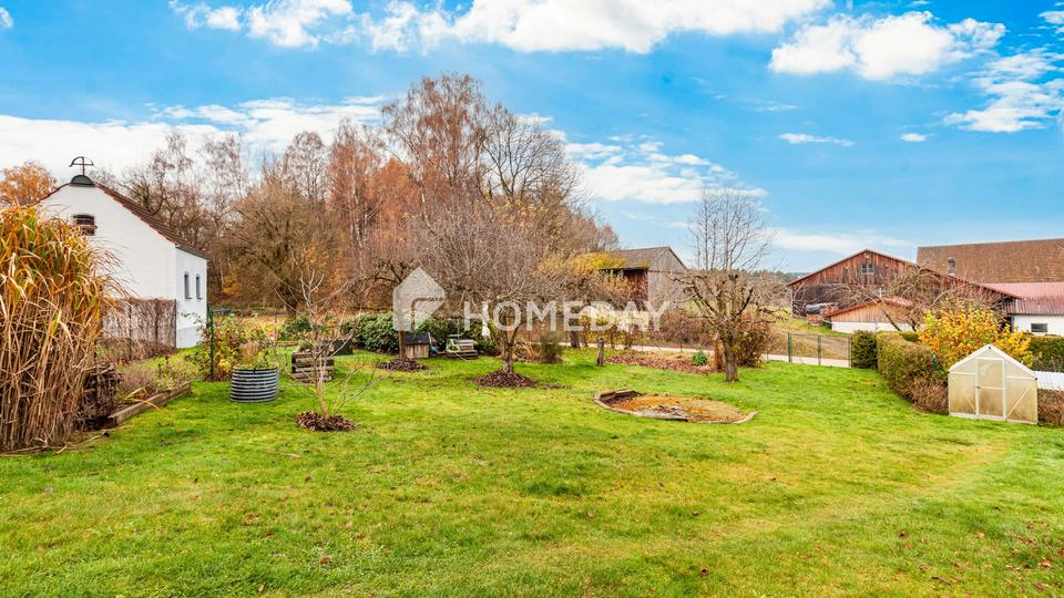 Historisches Familienidyll mit großem Grundstück und viel Raum zur Entfaltung – Bild 7