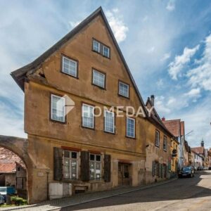 Zwischen Tradition und Neubeginn: Verwirklichen Sie Ihren Wohntraum in Gochsheim