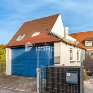 Charmantes Reihenendhaus im Herzen von Neumarkt – saniert, mit PV-Anlage und Garage