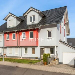 Balkon, Terrasse, Garage: DHH mit Raum für heute und morgen