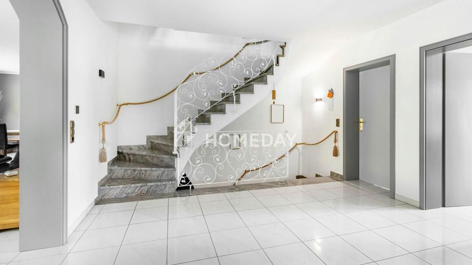 Mehrfamilienhaus mit Villen-Flair, großzügigem Grundstück und hochwertiger Ausstattung – Bild 2