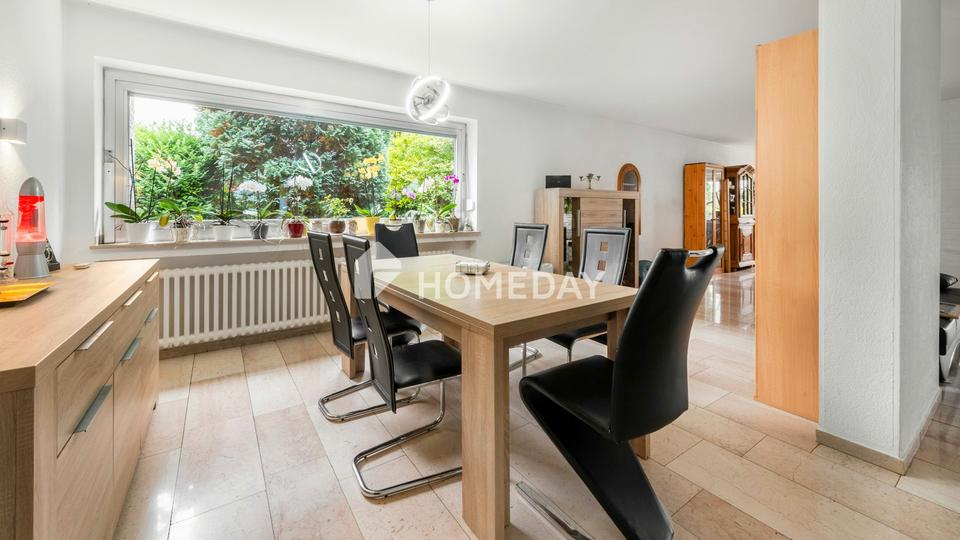 Modernisierte Erdgeschosswohnung mit Kamin, Massagedusche & privatem Garten – Wohnen mit Stil – Bild 7