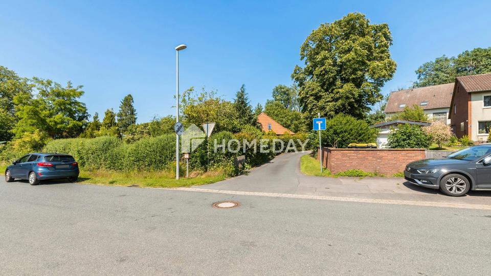 Charmante 3-Zimmer-Dachgeschosswohnung mit Keller, Garage und schönem Ausblick – Bild 6