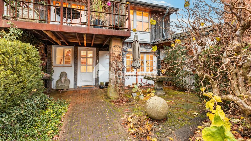 Exklusives EFH mit ELW, Carport, traumhaftem Außenbereich und hochwertiger Ausstattung – Bild 5