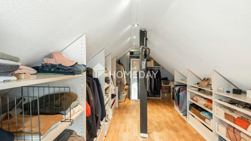 Exklusive Maisonette im Herzen von Öhringen: Wohnen auf 2 Ebenen mit Weitblick und Ruhe – Bild 13