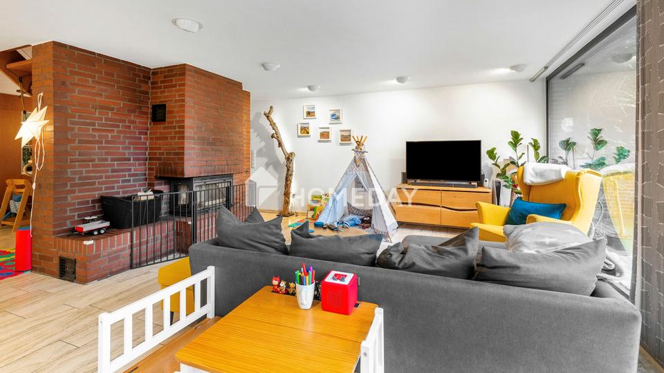 Stilvolles teilvermietetes Mehrfamilienhaus mit großem Grundstück und attraktiven Wohneinheiten – Bild 12