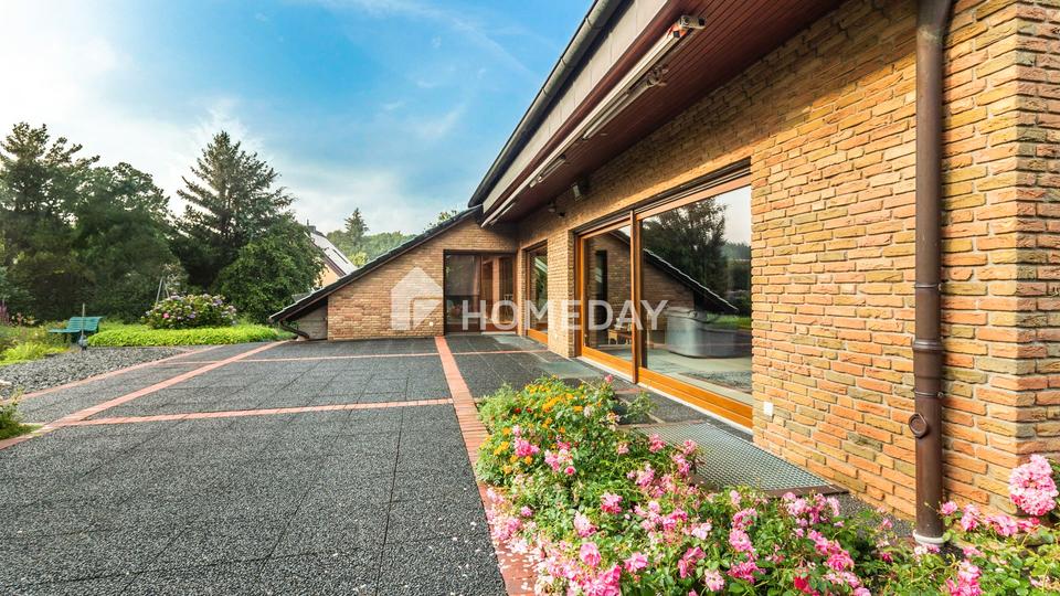 Exklusives Haus mit 2 Einheiten, 377 m² Wohnfläche und Gartenparadies – ideal für Wohnen & Arbeiten – Bild 8