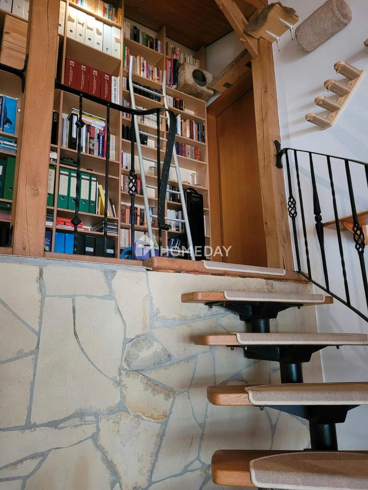 Attraktive Kapitalanlage oder Eigenheim - Lichtdurchflutetes Zweifamilienhaus mit Gartenoase – Bild 20