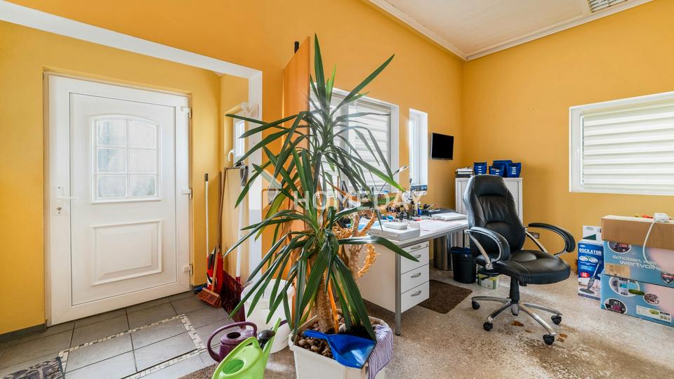 Lichtdurchflutete 2-Zimmer-Wohnung mit Wintergarten, Garage und Garten in Kelheim – Bild 7