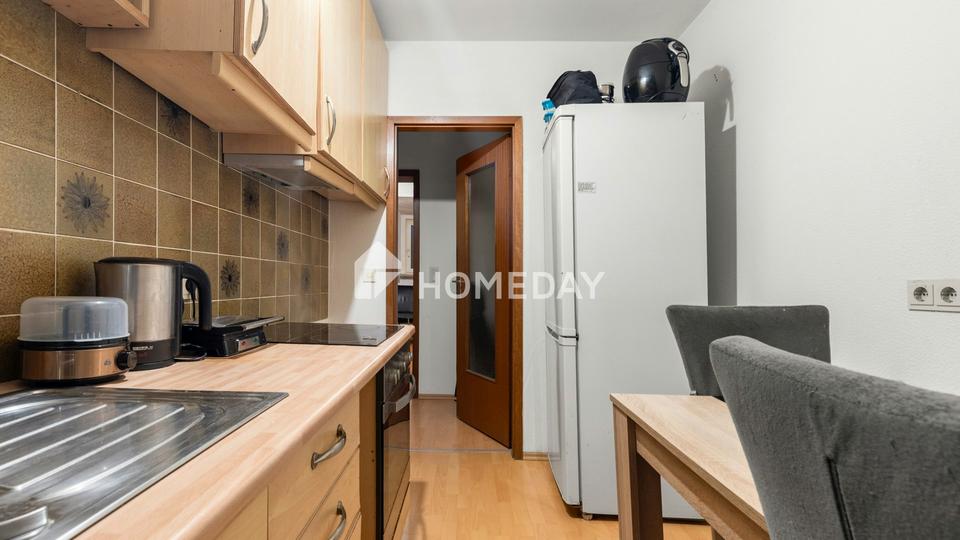 Bezugsfrei ab Mai 2026: Schöne 2-ZI-Dachgeschosswohnung mit gemütlichem Charakter in idealer Lage – Bild 8