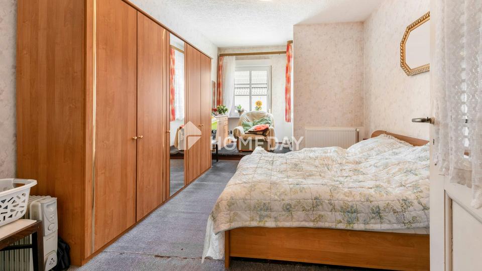 Familienidyll mit Wintergarten, Balkon und großem Grundstück – Bild 8