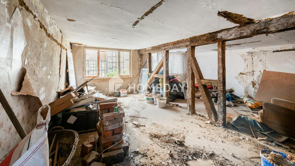 Mehrfamilienhaus mit Gewerbeeinheit und zwei sanierungsbedürftigen Wohneinheiten im Zentrum von Burg – Bild 10