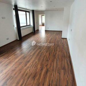 Charmantes, kernsaniertes MFH in ruhiger Lage mit vier Wohneinheiten und großem Garten