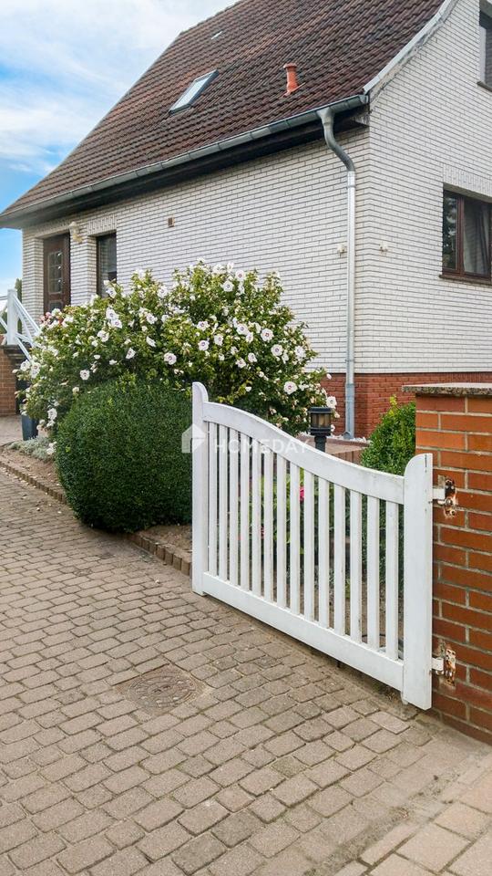 Familienidylle am Feldrand – großzügiges EFH mit Einliegerwohnung und Gartenparadies – Bild 4