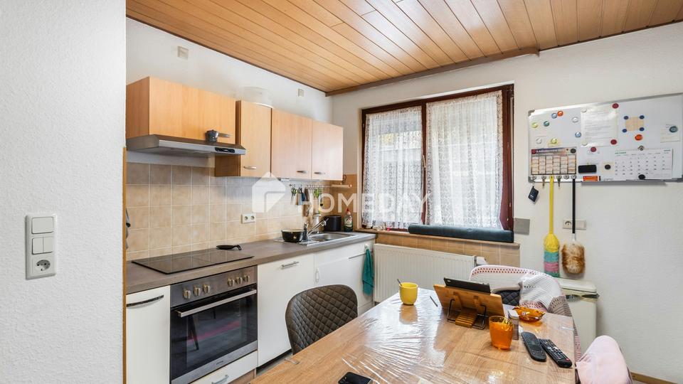 Zwei Balkone, großer Garten, Doppelgarage: Ihr Familiendomizil in Contwig – Bild 8