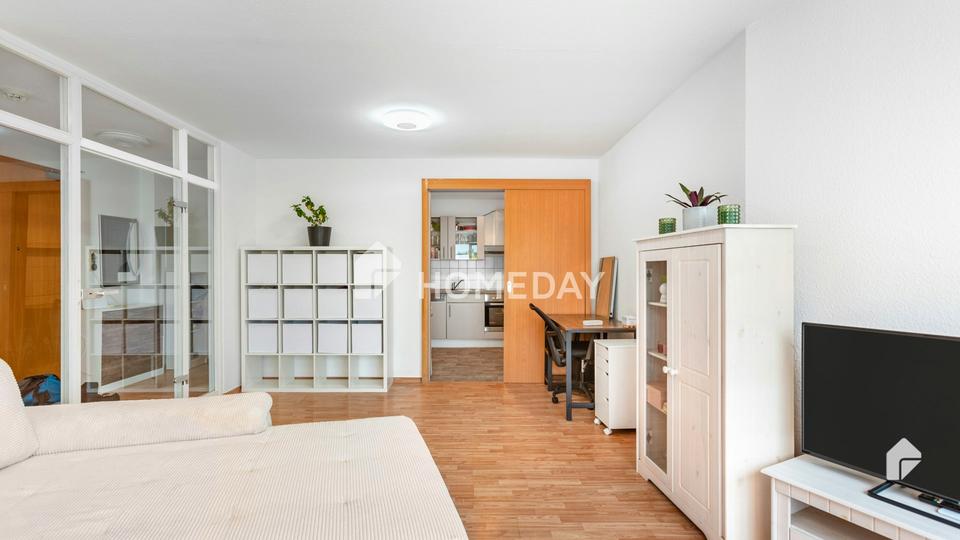 Stilvoll Wohnen in Leipzig-Seehausen: Zwei-Zimmer-Wohnung mit Balkon, EBK, Tiefgarage und Aufzug – Bild 3