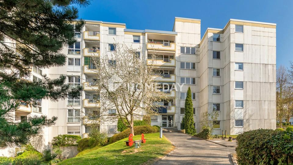 Platz für Ihre Pläne: Großzügige 4-Zimmer-Wohnung mit Aufzug und Panorama-Loggia – Bild 9