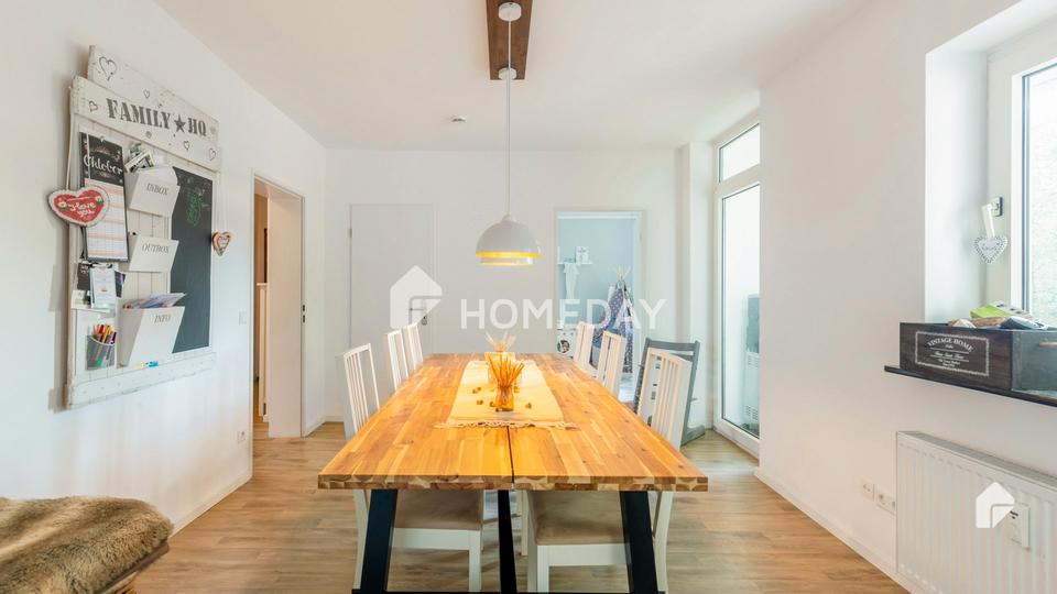 Große 5-Zimmer Wohnung mit Sonnenbalkon