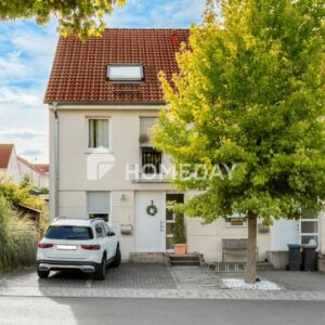 Ruhige Lage trifft Stadtnähe: REH mit ausgebautem Dachgeschoss in familienfreundlicher Umgebung