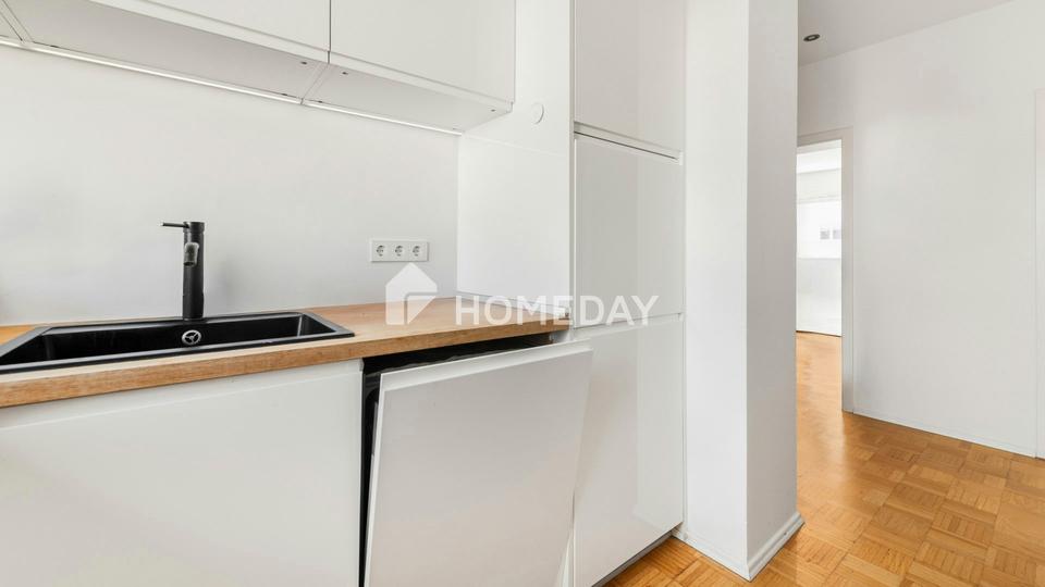 Sanierte Drei-Zimmer-Wohnung mit Balkon, Einbauküche und Keller – Bild 4