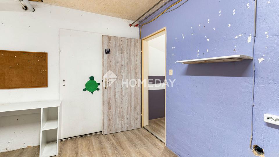 Familienidyll mit sechs Zimmern, moderner Küche und überdachter Terrasse – Bild 14