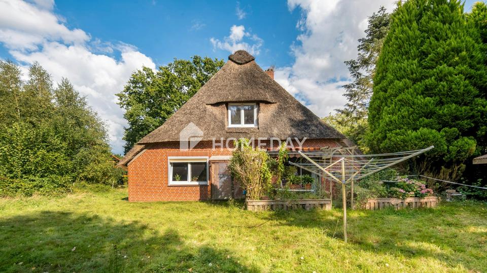 Charakterhaus unter Reet mit großem Garten – Bild 5