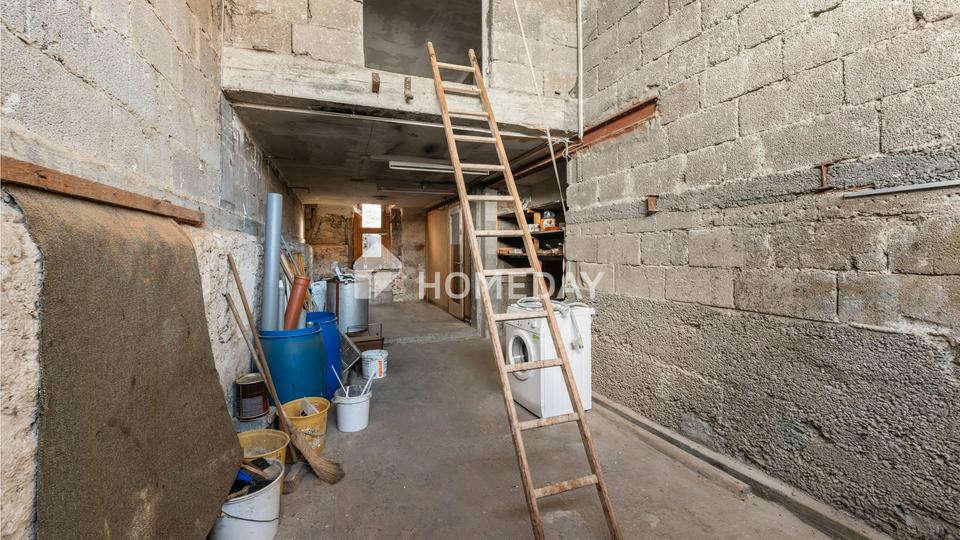 Freistehendes Einfamilienhaus in Hanglage mit Geschichte und Charakter – Bild 5