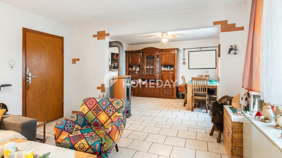 Charmantes EFH mit Ausbaupotenzial in zentraler Wohnlage – Bild 4