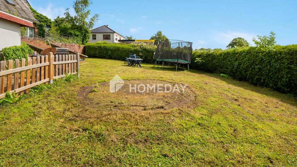 Gepflegtes Mehrfamilienhaus mit 3 Wohneinheiten und zusätzlichem Ausbaupotenzial – Bild 9