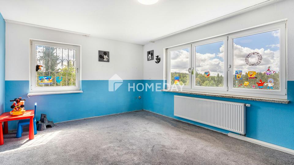 Familienidyll mit sechs Zimmern, moderner Küche und überdachter Terrasse – Bild 20