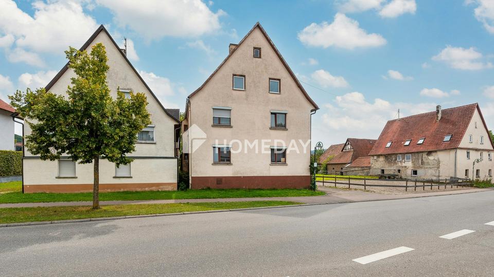 Haus in Dornröschenschlaf! 1 bis 2 Familienhaus mit großem, bebaubarem Grundstück & Potenzial – Bild 2