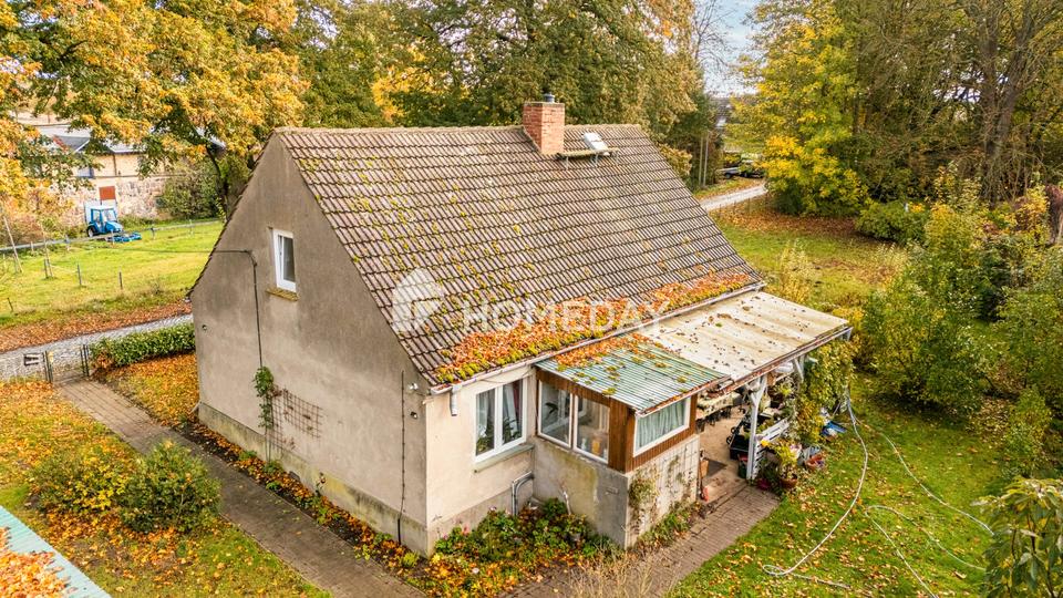 Charmantes EFH mit großem Grundstück, Nebengebäuden und idyllischer Lage in Warnow OT Schlockow – Bild 3